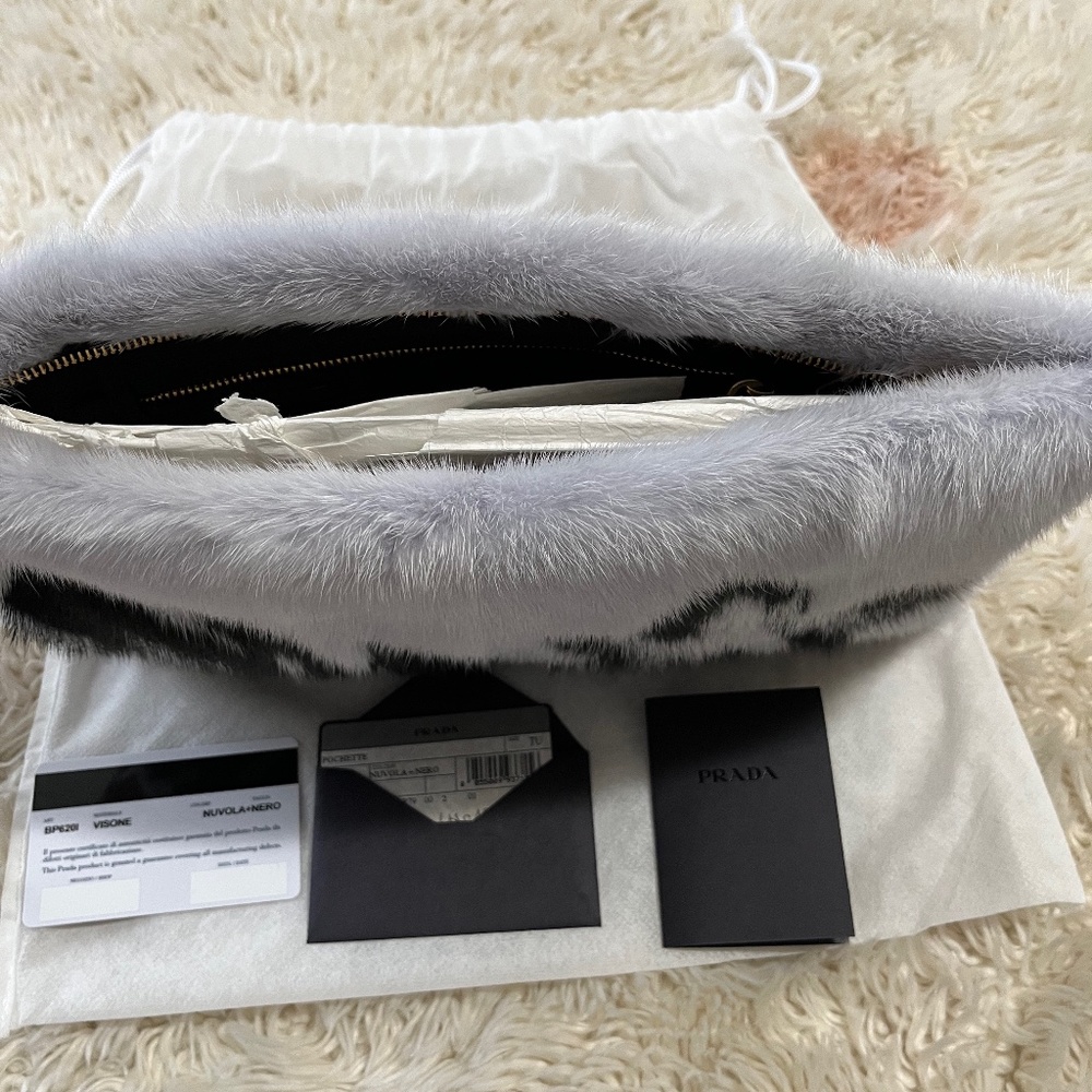 New Authentic Prada Fur Pochette - Picture 4 of 7